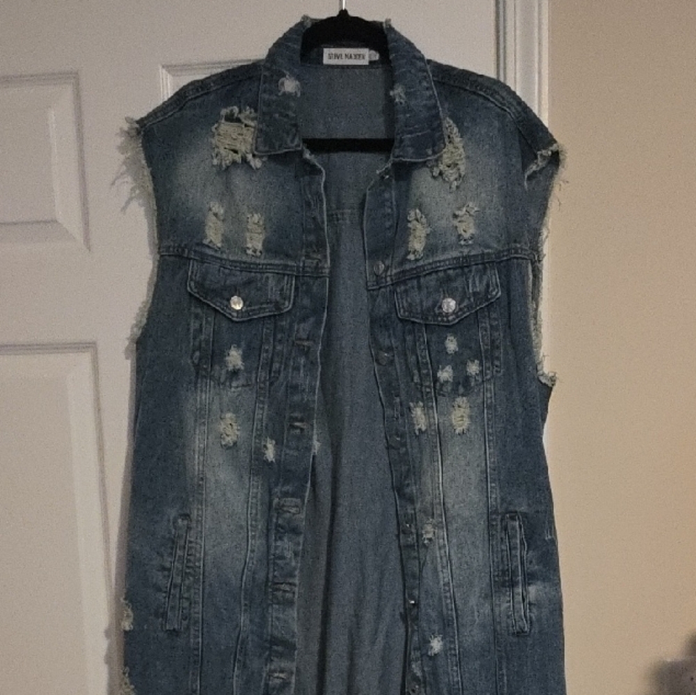 Steve Madden Sleeveless Distressed Denim Vest